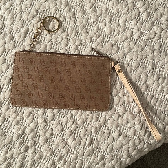 Dooney and Bourke Logo Wristlet - Picture 1 of 5